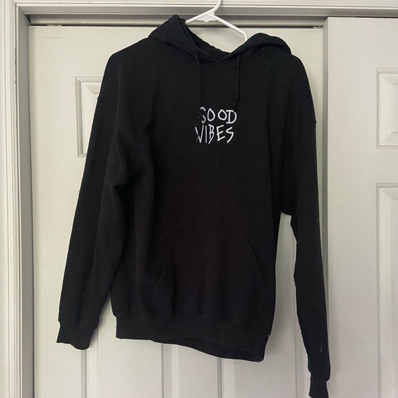 BLACK “GOOD VIBES” HOODIE - Picture 2 of 2